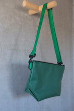 画像をギャラリービューアに読み込む, ANNA-30