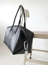 画像をギャラリービューアに読み込む, THE-VIVIENNE-EDGE-55