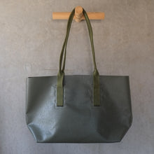 画像をギャラリービューアに読み込む, THE-VIVIENNE-45