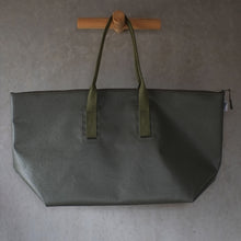 画像をギャラリービューアに読み込む, THE-VIVIENNE-ZIP-55