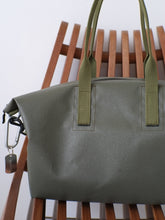 画像をギャラリービューアに読み込む, THE-VIVIENNE-EDGE-55