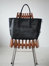 Load image into Gallery viewer, THE-VIVIENNE-ZIP-45