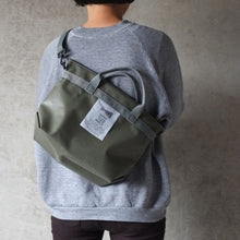 Load image into Gallery viewer, [STOCK] FOLLOW-ZIP-35+STRAP OLIVE×GRAY SHORT HANDLE Right-handed
