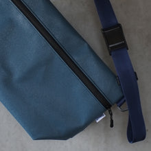 画像をギャラリービューアに読み込む, [STOCK] AMSTERDAM-40  BLUE 右使い
