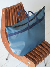 Load image into Gallery viewer, [STOCK] FOLLOW-ZIP-50 BLUE×NAVY SHORT HANDLE Right-handed
