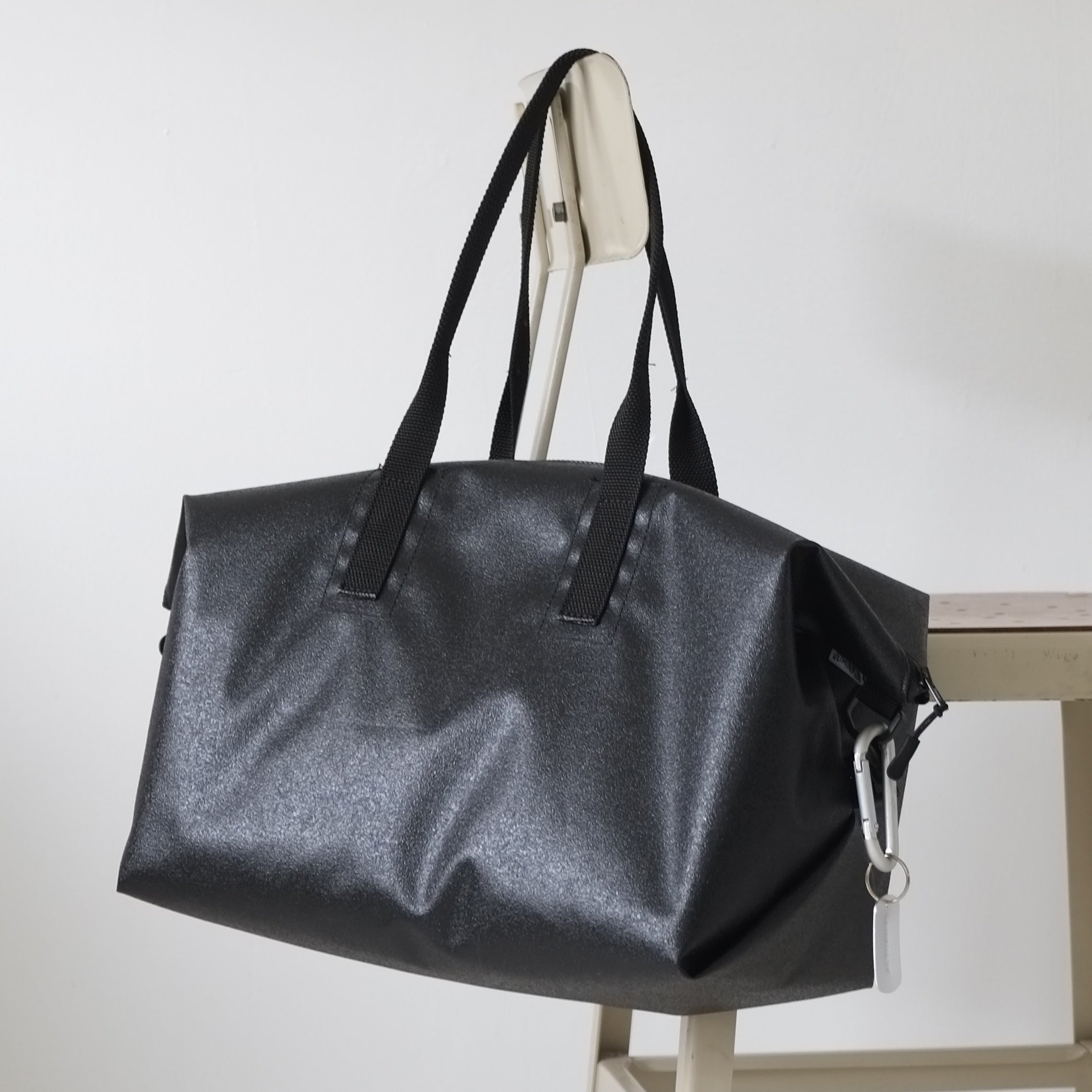 WONBIN上海限定バッグ STOCK] THE-VIVIENNE-EDGE-55 BLACK LONG HANDLE 右使い – JETMINMIN