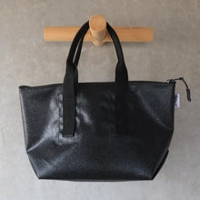 画像をギャラリービューアに読み込む, [STOCK] THE-VIVIENNE-ZIP-30  BLACK   右使い
