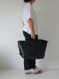 [STOCK] THE-VIVIENNE-ZIP-55  BLACK SHORT HANDLE 右使い