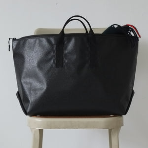 [STOCK] THE-VIVIENNE-ZIP-55  BLACK SHORT HANDLE 右使い