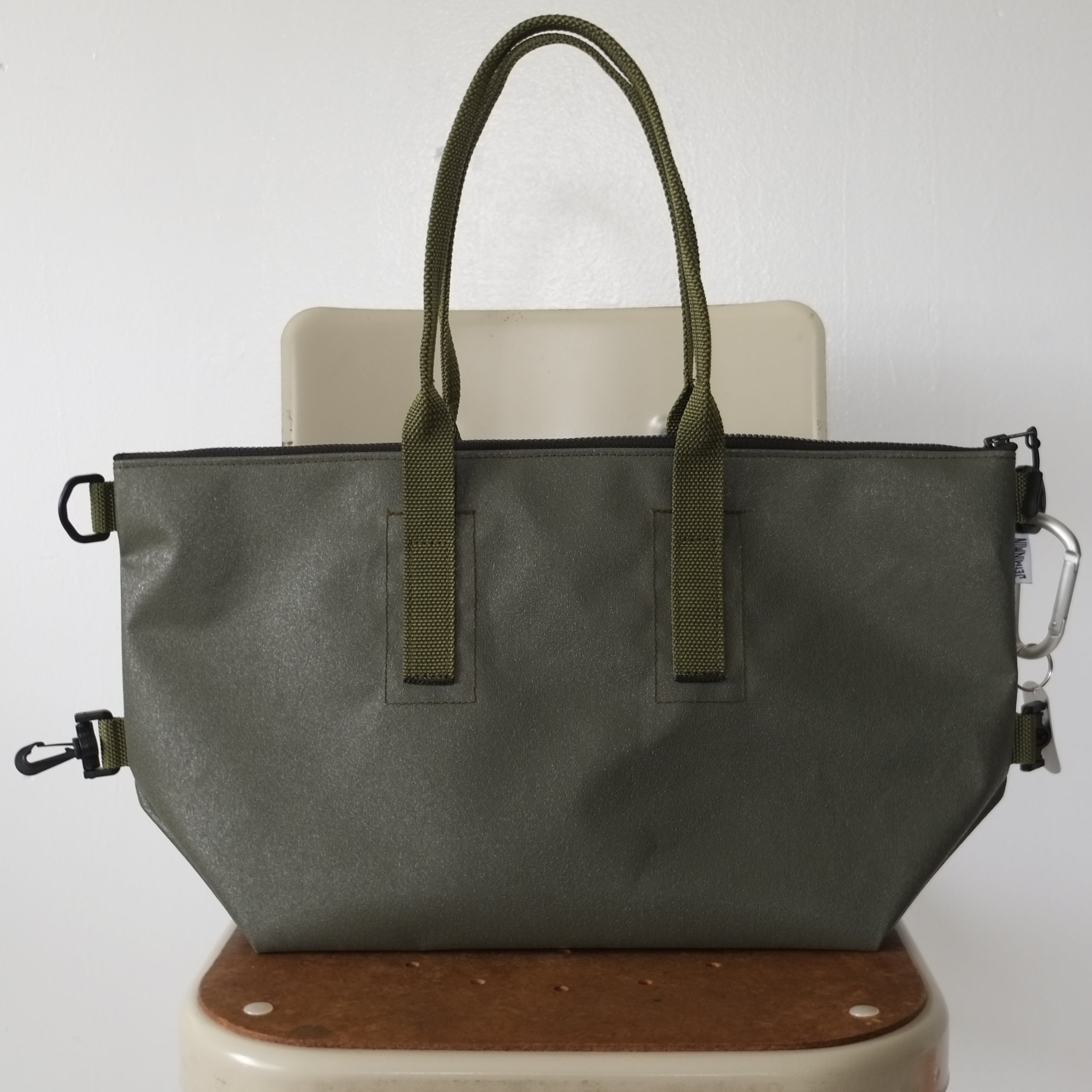 ★ベッシィジョンソン★激熱アイテム★SHROOMIN TOTE★バッグ 新品未使用】ジムトンプソン トートバッグ - メルカリ