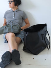 画像をギャラリービューアに読み込む, THE-VIVIENNE-ZIP-65
