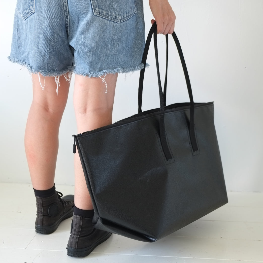 THE-VIVIENNE-ZIP-65