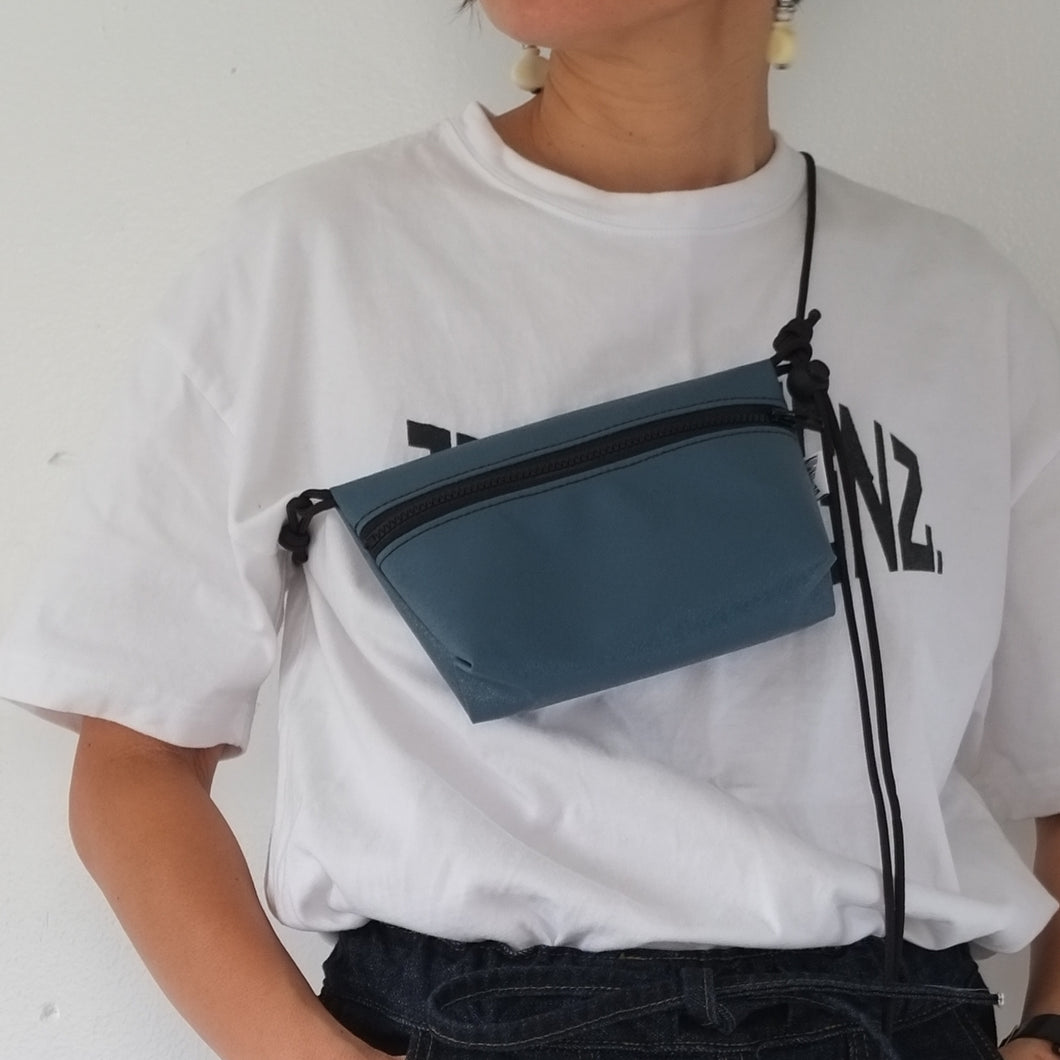 [STOCK] BRAVO-20  BLUE  右使い