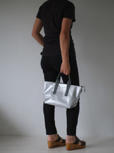 Load image into Gallery viewer, THE-VIVIENNE-ZIP-35
