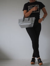 Load image into Gallery viewer, THE-VIVIENNE-ZIP-35
