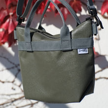 画像をギャラリービューアに読み込む, [STOCK] FOLLOW-ZIP-25+STRAP OLIVE×GRAY SHORT HANDLE 右使い
