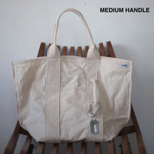 画像をギャラリービューアに読み込む, BALLOOON!-45-HI
