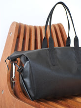 画像をギャラリービューアに読み込む, [STOCK] THE-VIVIENNE-EDGE-55  BLACK MEDIUM HANDLE 左使い
