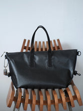 画像をギャラリービューアに読み込む, [STOCK] THE-VIVIENNE-EDGE-55  BLACK MEDIUM HANDLE 左使い
