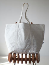 画像をギャラリービューアに読み込む, [STOCK] DEMO-BALLOOON!-55 / OGC-WHITE / THERE IS MORE THAN THIS FOR US
