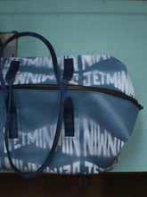 画像をギャラリービューアに読み込む, [STOCK] THE-VIVIENNE-EDGE-65-MONOGRAM  BLUE LONG HANDLE 右使い
