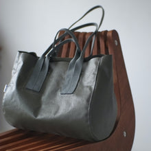 Load image into Gallery viewer, KATE
