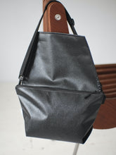 画像をギャラリービューアに読み込む, ANNA-30-FLAP
