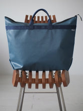 画像をギャラリービューアに読み込む, [STOCK] FOLLOW-ZIP-50 BLUE×NAVY SHORT HANDLE 右使い
