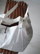 画像をギャラリービューアに読み込む, [STOCK] MARKET-L WHITE
