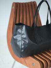 画像をギャラリービューアに読み込む, [STOCK] KATE-WIDE BLACK MEDIUM HANDLE 左使い
