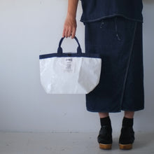 Load image into Gallery viewer, [STOCK] DART->MINI / WHITE×NAVY SHORT HANDLE Old Model
