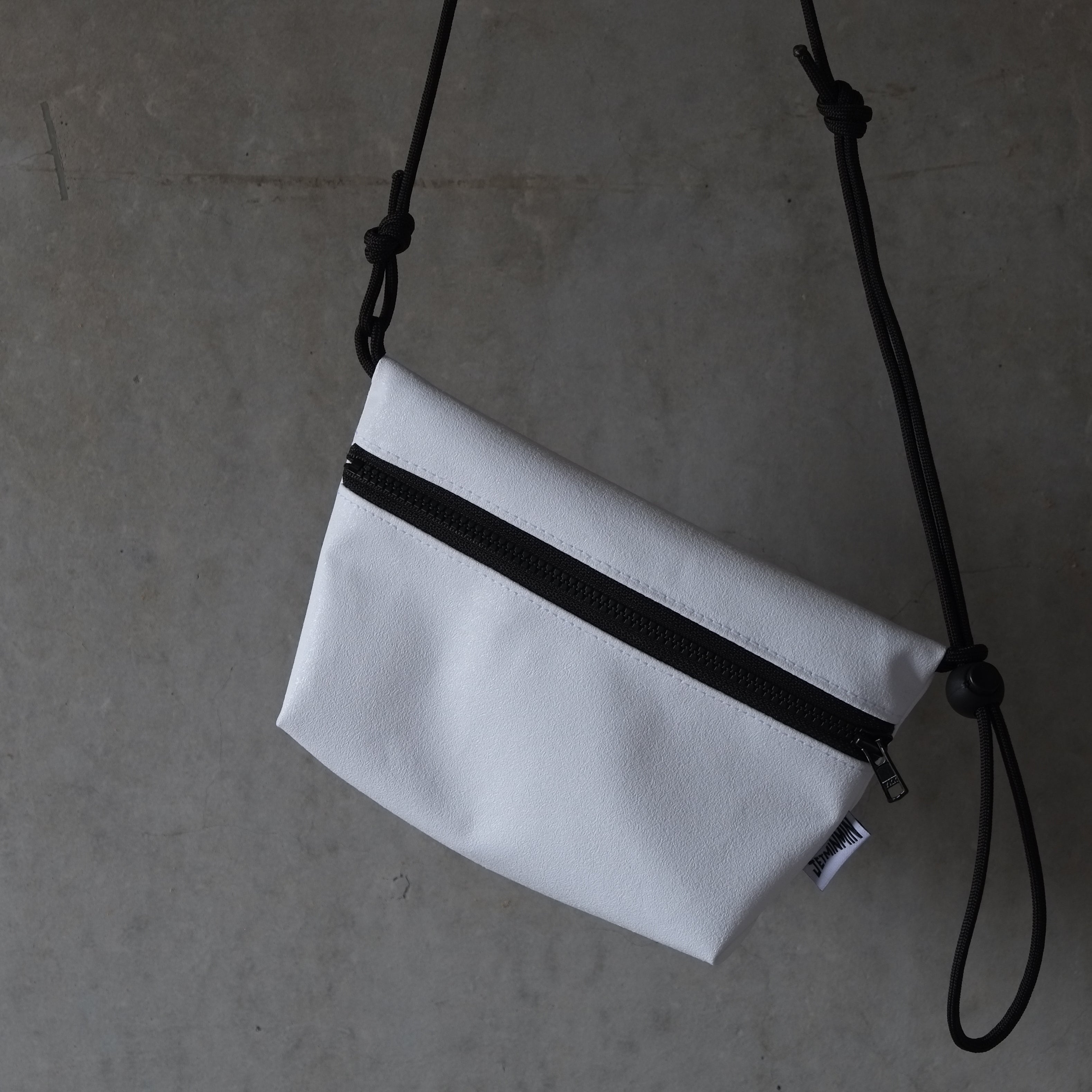 みんみんページ CROSSBODY（斜めがけ） – JETMINMIN