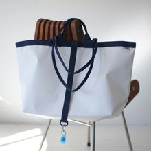 画像をギャラリービューアに読み込む, [STOCK] FOLLOW-55  WHITE×NAVY DOUBLE HANDLE 右使い
