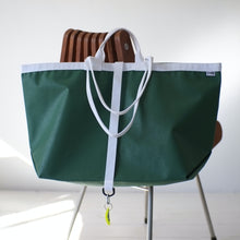 画像をギャラリービューアに読み込む, [STOCK] FOLLOW-60 GREEN×WHITE DOUBLE HANDLE 右使い
